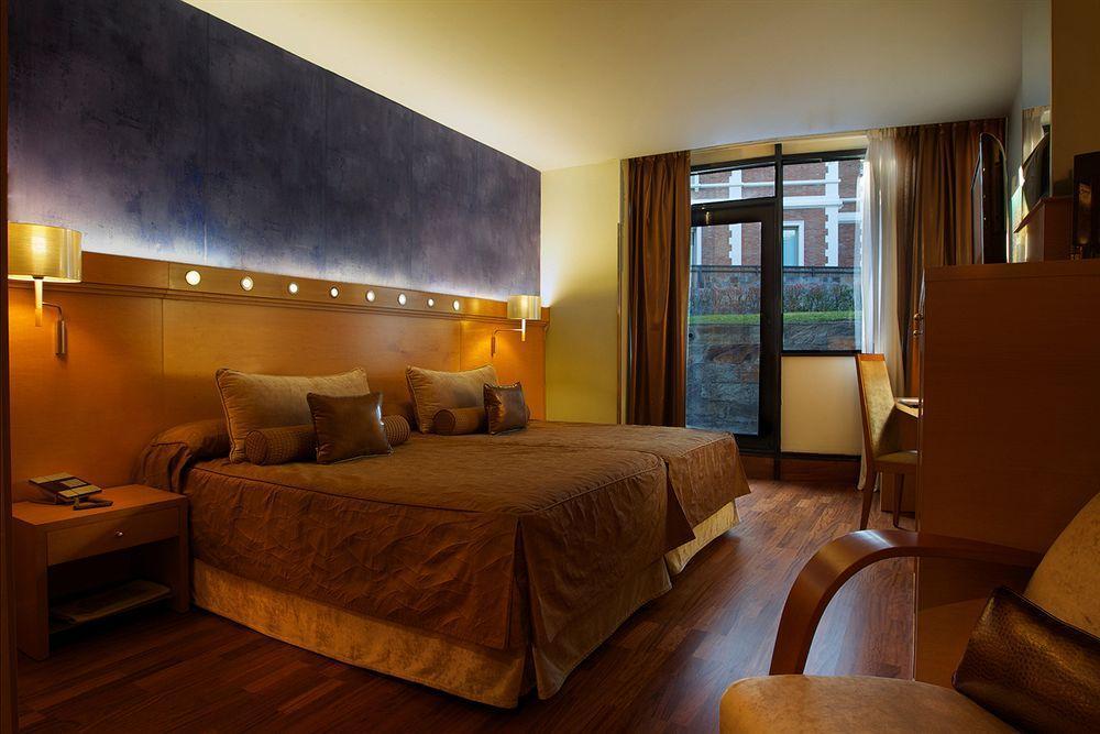 Sansi Pedralbes Hotel Barcelona Ngoại thất bức ảnh